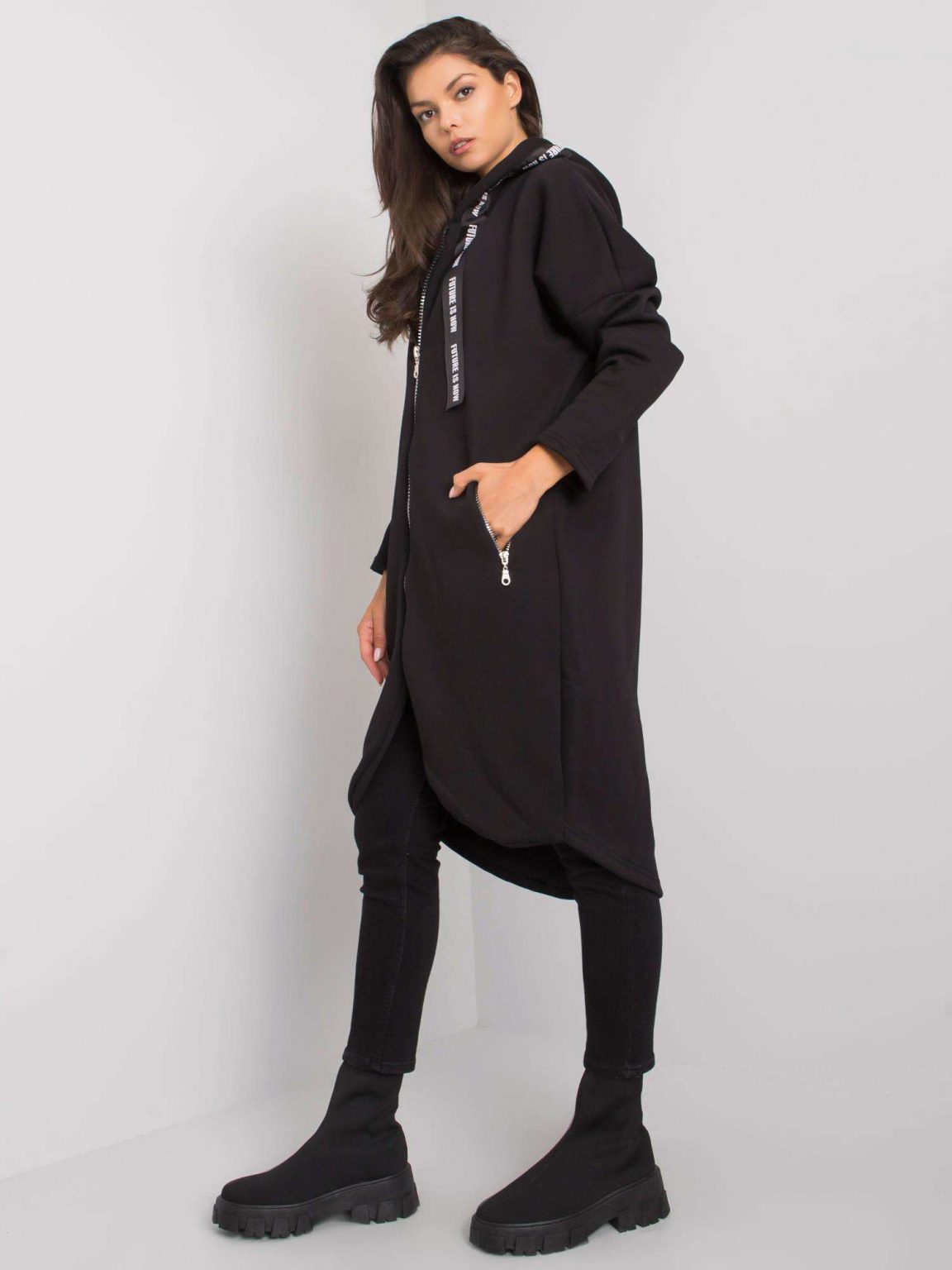 Czarna bluza rozpinana Carissa