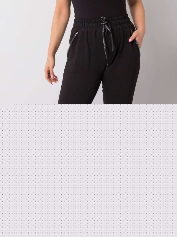 Czarne spodnie plus size Savage