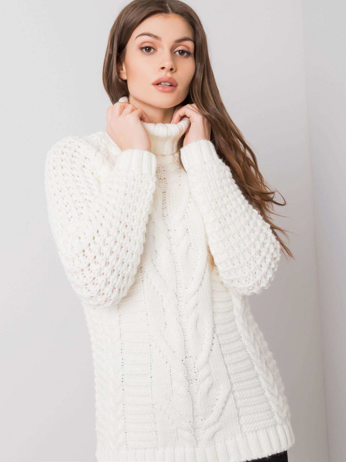 Ecru sweter Colleen