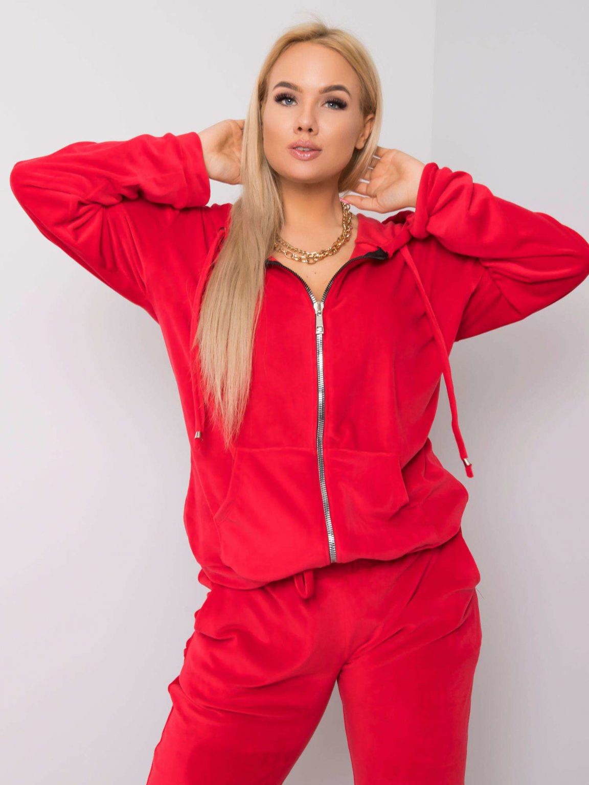 Czerwony welurowy komplet plus size Michell