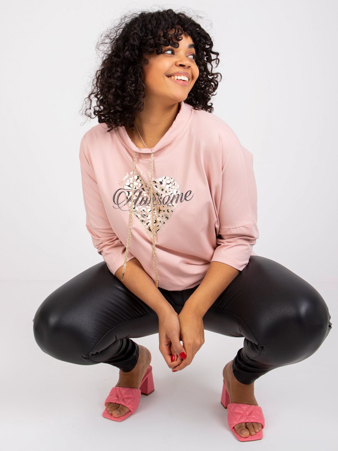 Brudnoróżowa bluzka plus size bawełniana Aileen