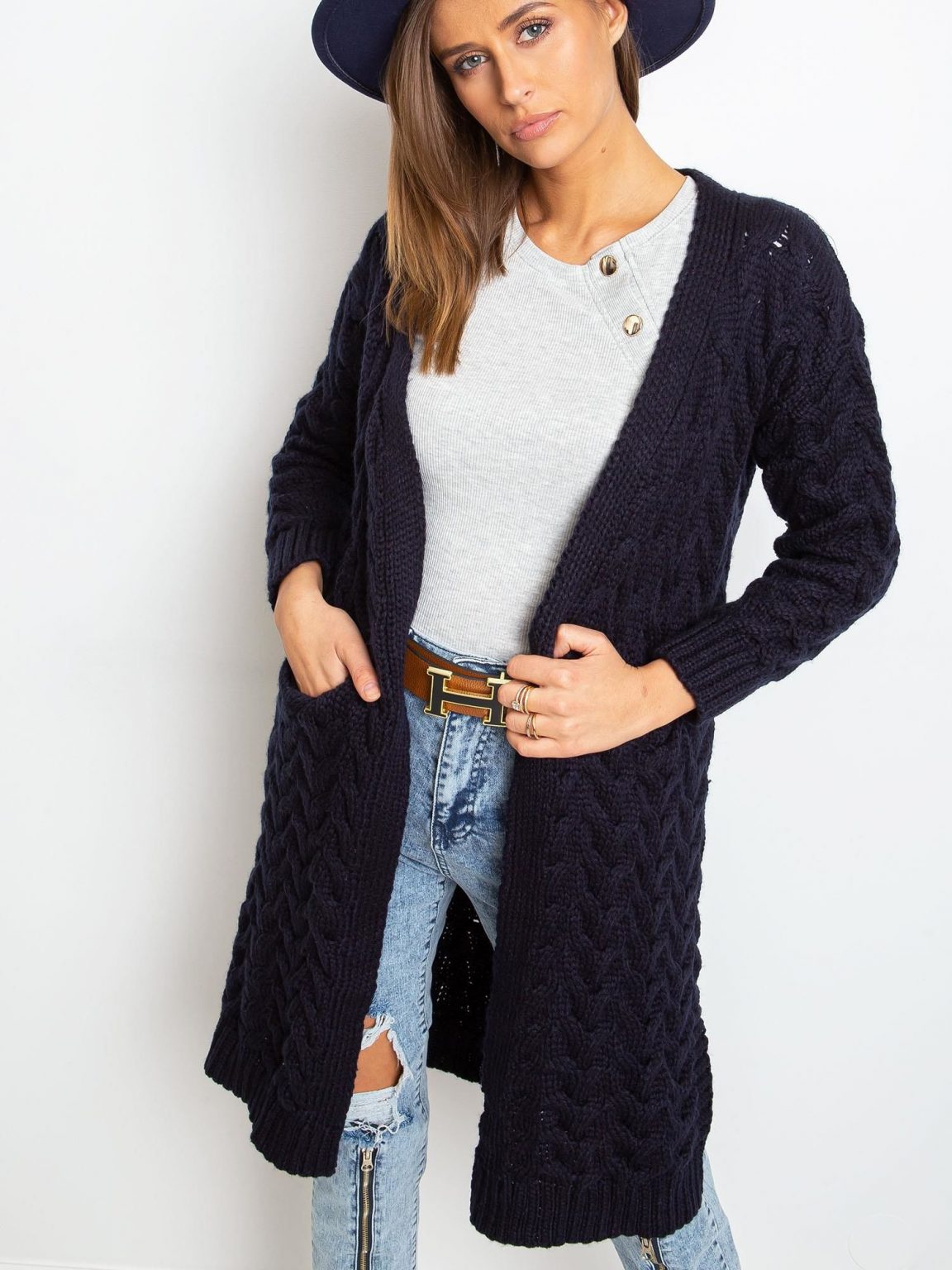 Granatowy sweter Bossing