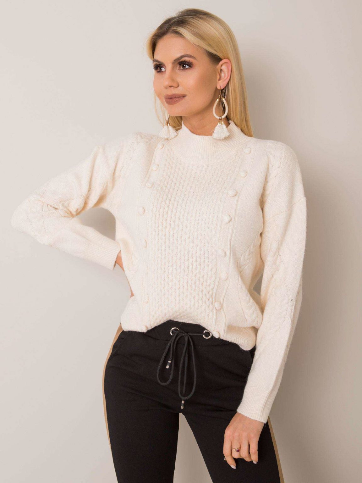Ecru sweter Khloe