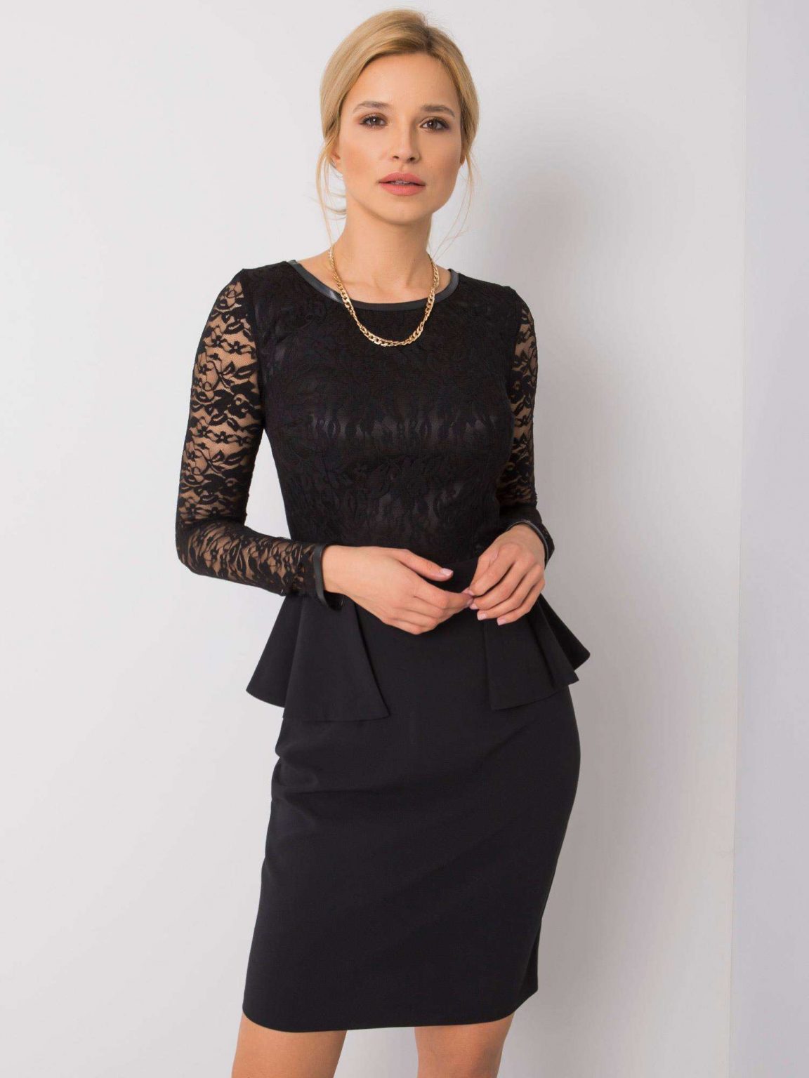 Czarna sukienka Crystal