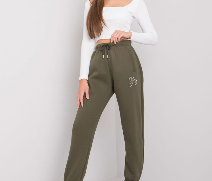 Hurtownia Jasne khaki spodnie dresowe z napisem Lily