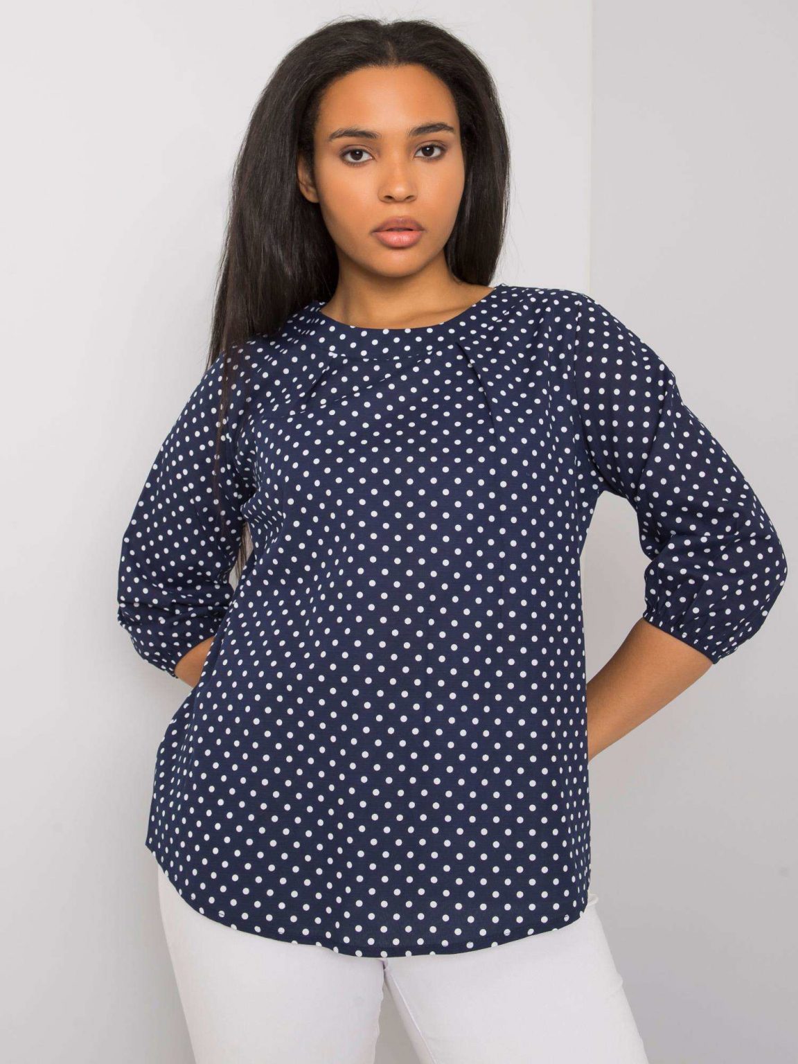 Granatowa bluzka plus size w groszki Rosaria
