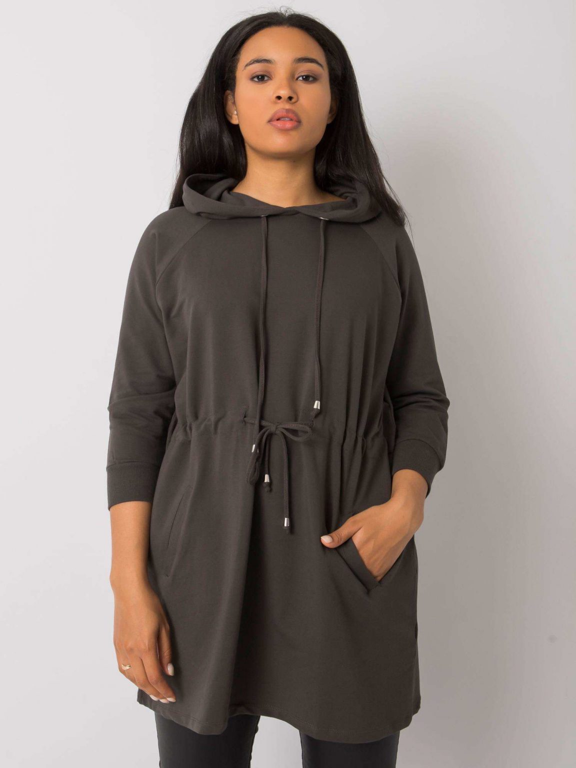 Ciemna khaki bluza plus size z kapturem Norina