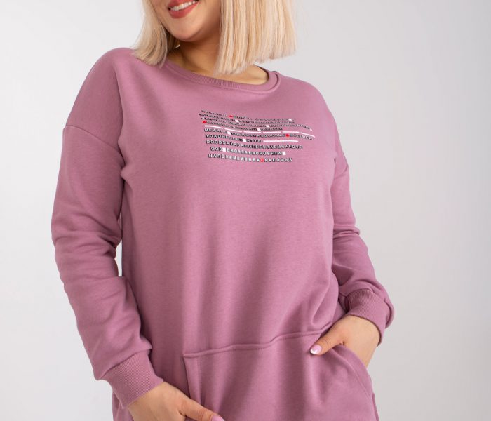 Hurtownia Brudnoróżowa dresowa bluza plus size z napisami Desiree