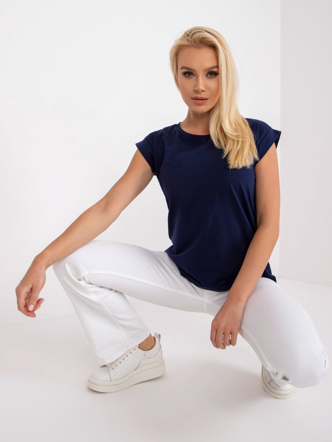 Granatowy damski t-shirt bawełniany Revolution