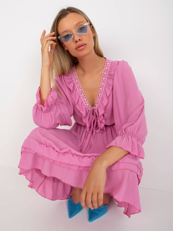 Hurtownia Różowa boho sukienka z falbaną o długości mini Winona OCH BELLA