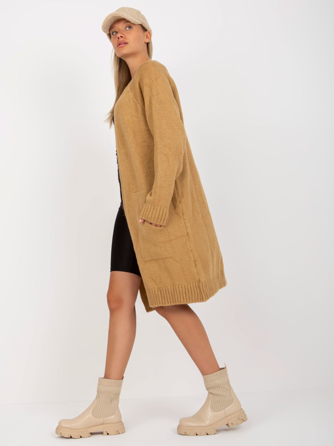 Hurtownia Camelowy długi kardigan oversize RUE PARIS
