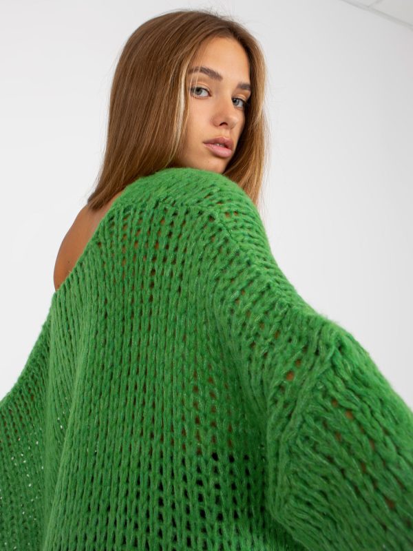 Hurtownia Zielony sweter oversize z dekoltem w serek OCH BELLA