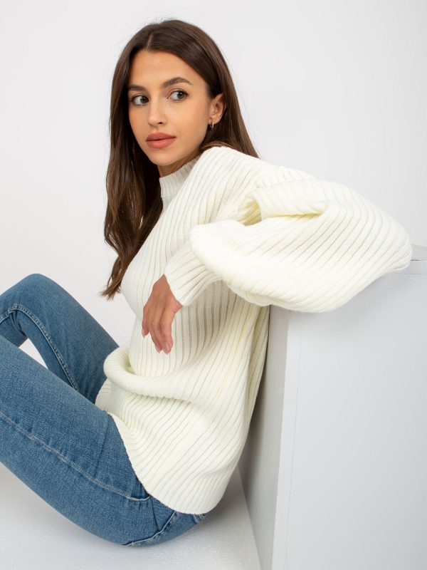 Hurtownia Ecru damski sweter oversize z dzianiny RUE PARIS