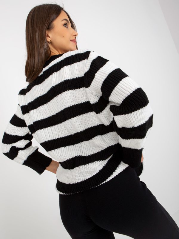 Hurtownia Biało-czarny dłuższy sweter oversize w paski RUE PARIS