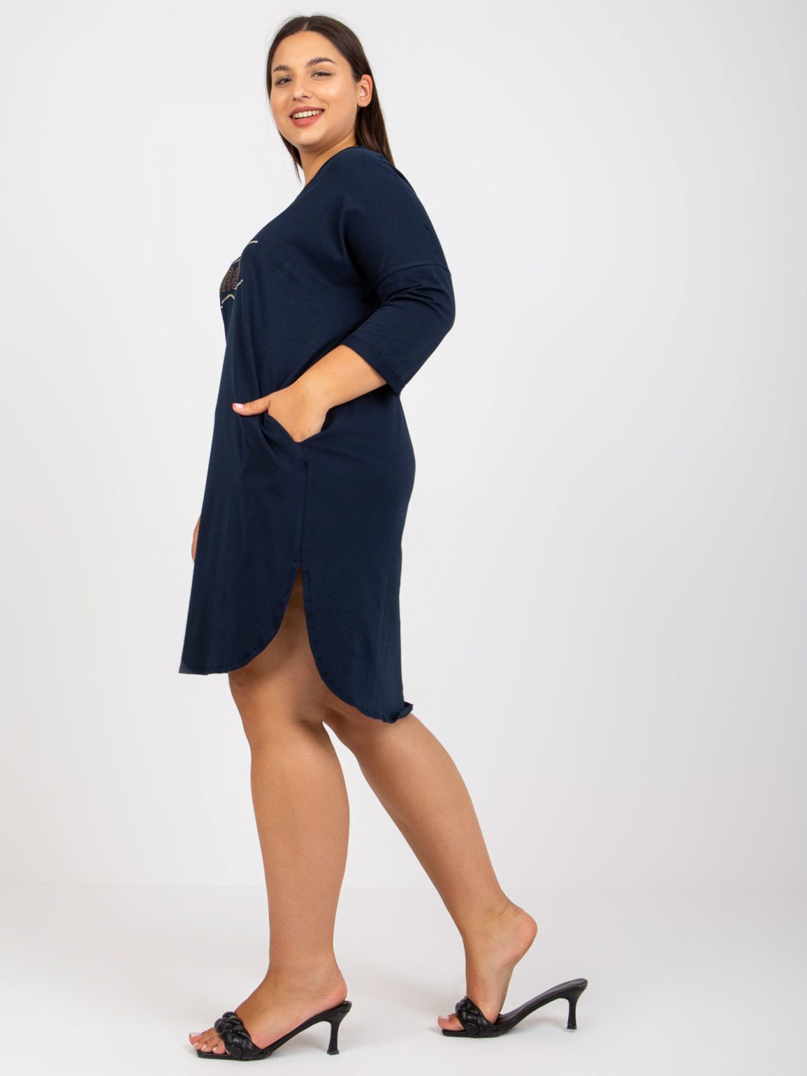 Hurtownia Granatowa codzienna tunika plus size z dekoltem V