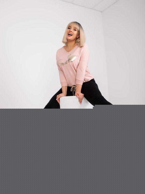 Hurtownia Brudnoróżowa bluzka plus size z dekoltem w serek Edna