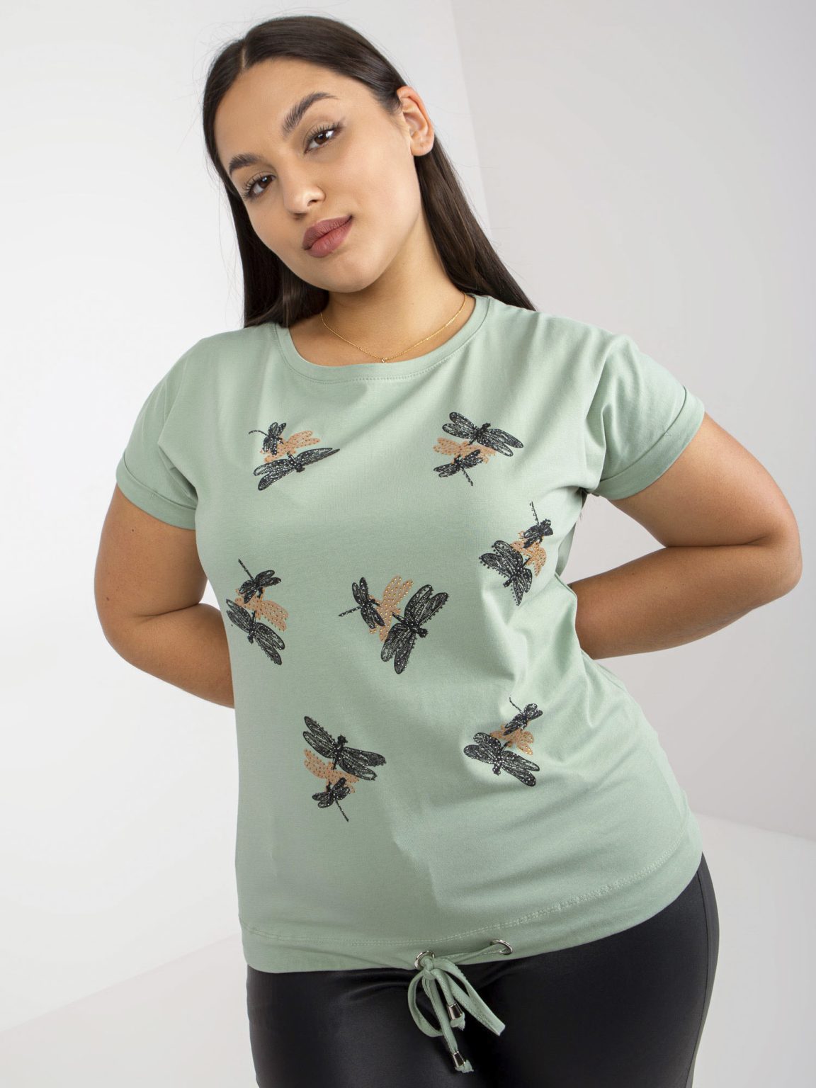 Hurtownia Pistacjowy t-shirt plus size z nadrukiem