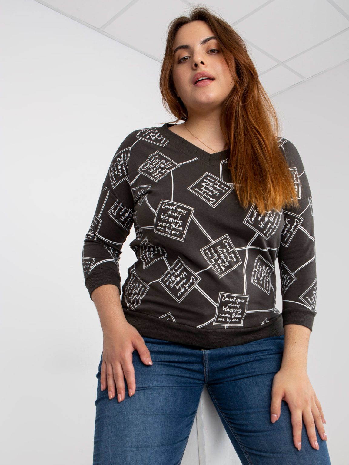 Hurtownia Khaki codzienna bluzka plus size z aplikacją