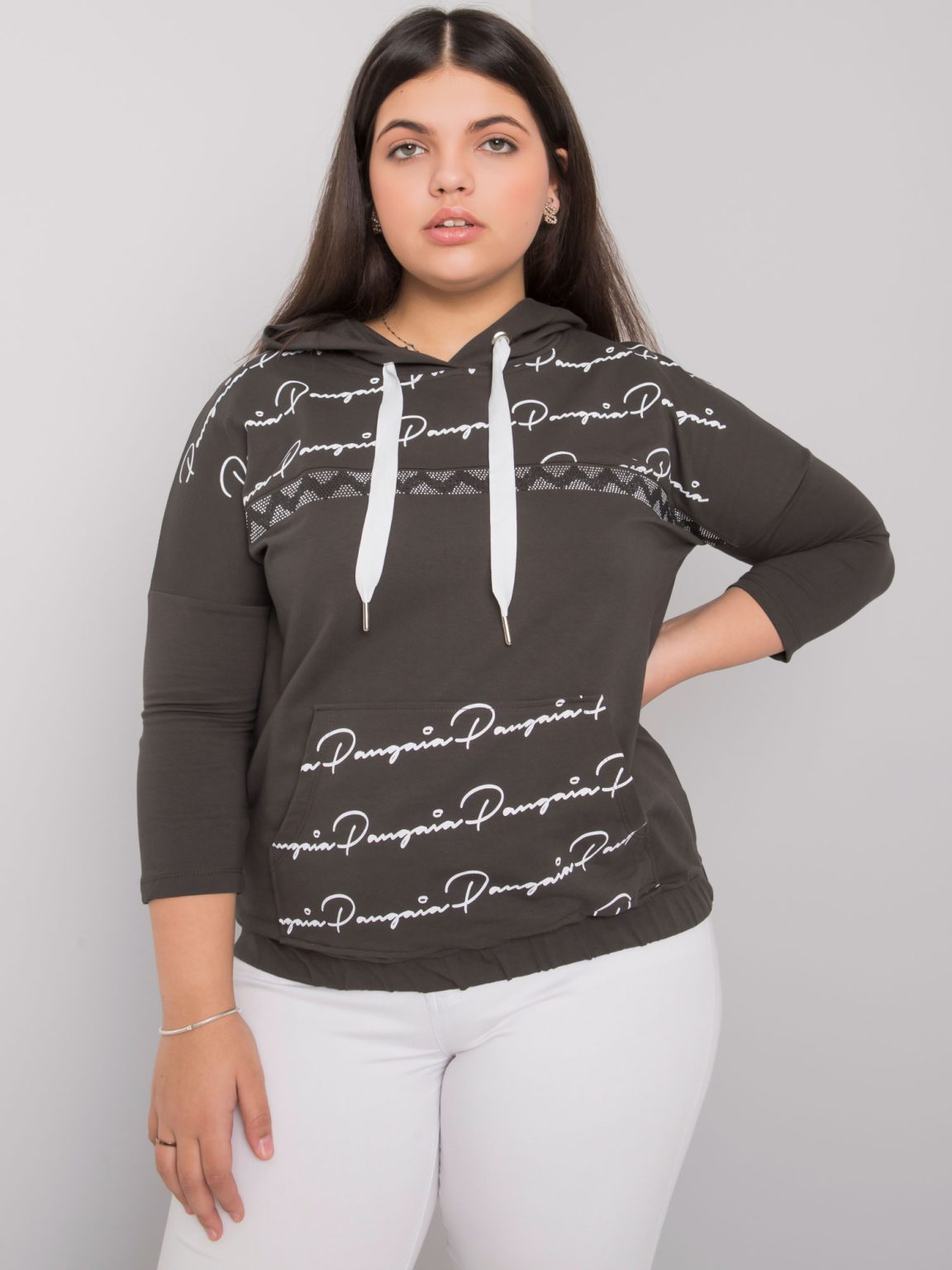 Hurtownia Ciemna khaki bluza plus size z napisami Madison