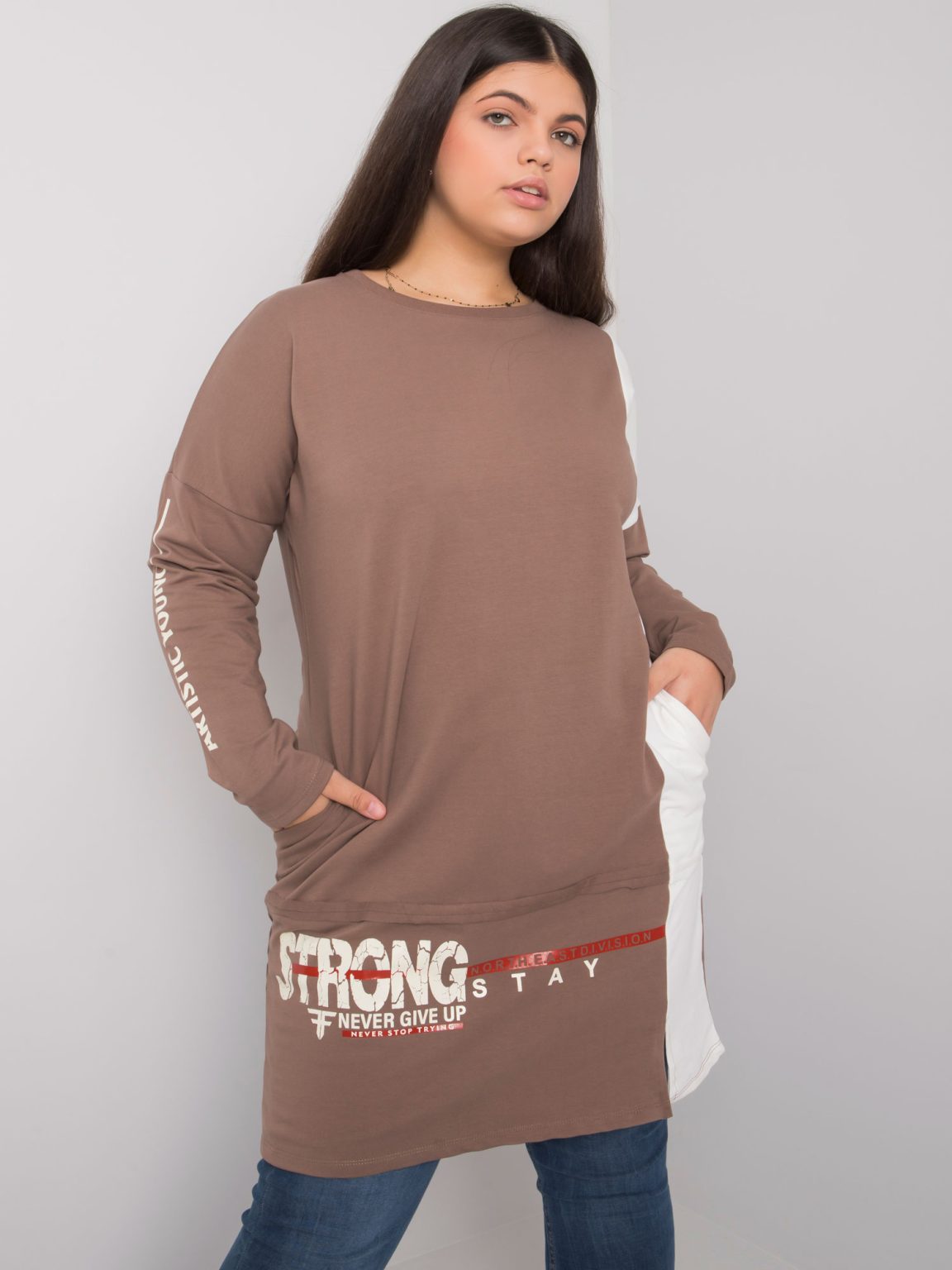 Hurtownia Brązowa bawełniana tunika plus size Eleasha
