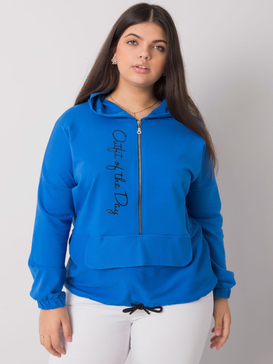 Hurtownia Ciemnoniebieska rozpinana bluza plus size Kaylee