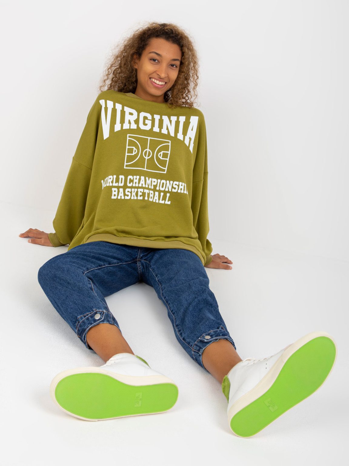 Hurtownia Oliwkowa bluza dresowa oversize z printem