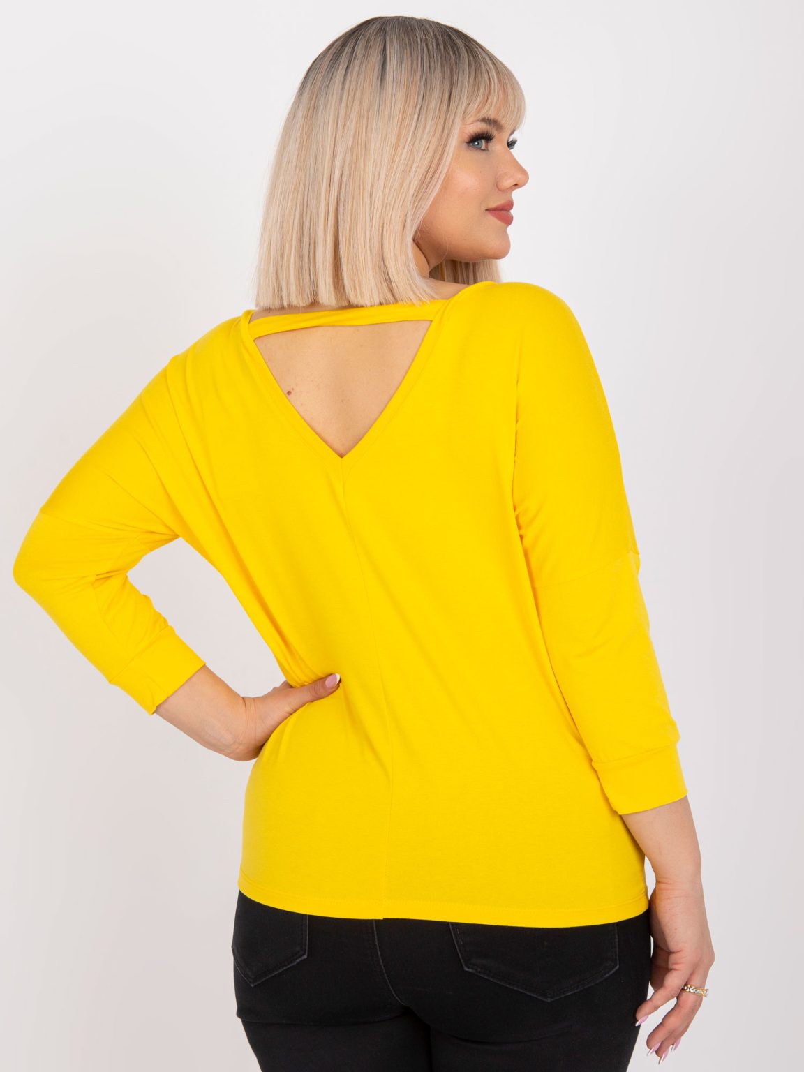Hurtownia Żółta bluzka plus size z rękawem 3/4 Gloria