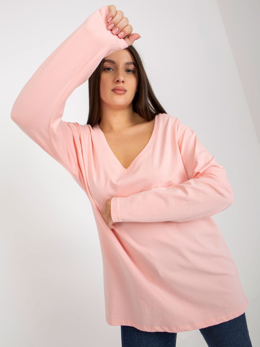 Hurtownia Brzoskwiniowa bluzka basic plus size z długimi rękawami